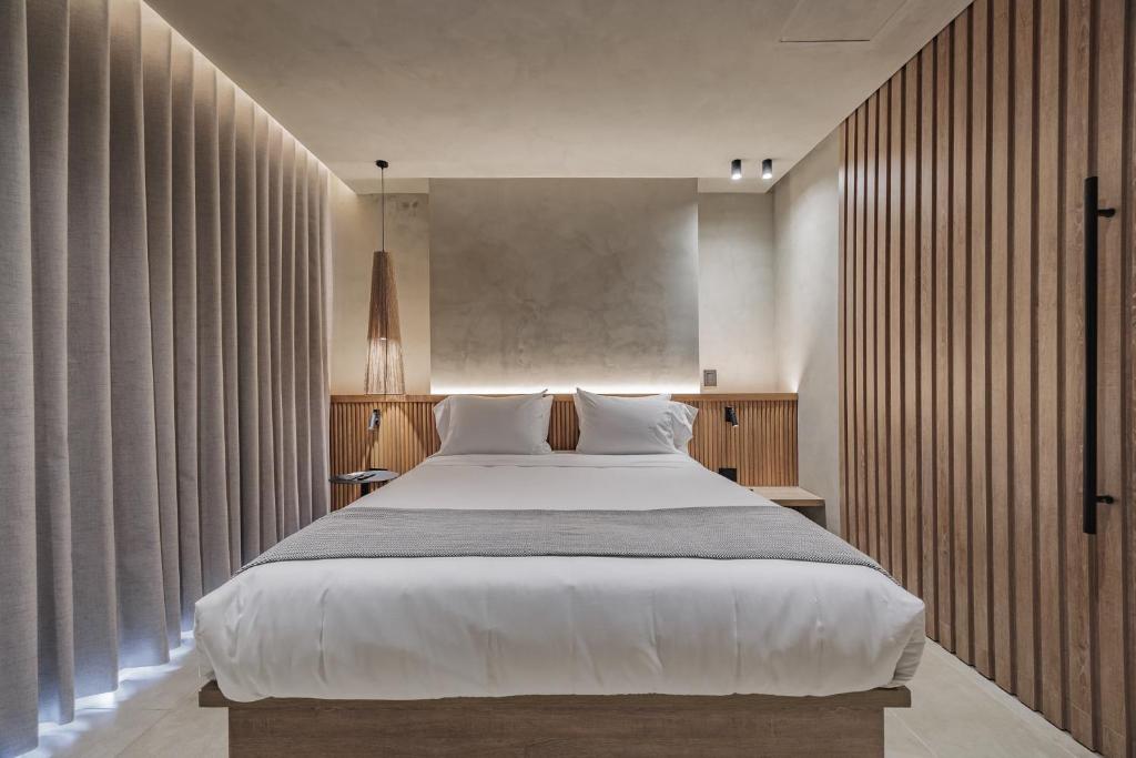 Postel nebo postele na pokoji v ubytování Kuuna Luxury Stays by Wynwood House