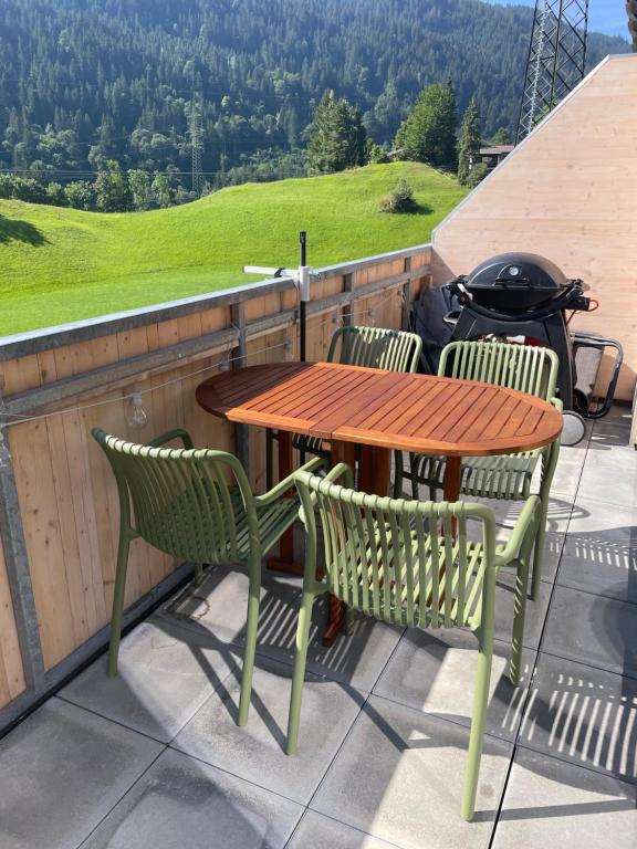 Nespecifikovaný výhled na hory nebo výhled na hory při pohledu z apartmánu