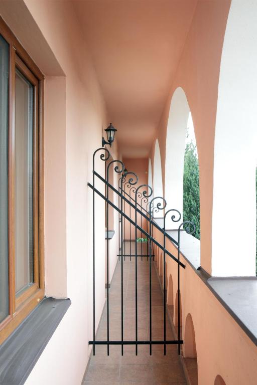 Balkón nebo terasa v ubytování Wine Pension Prague