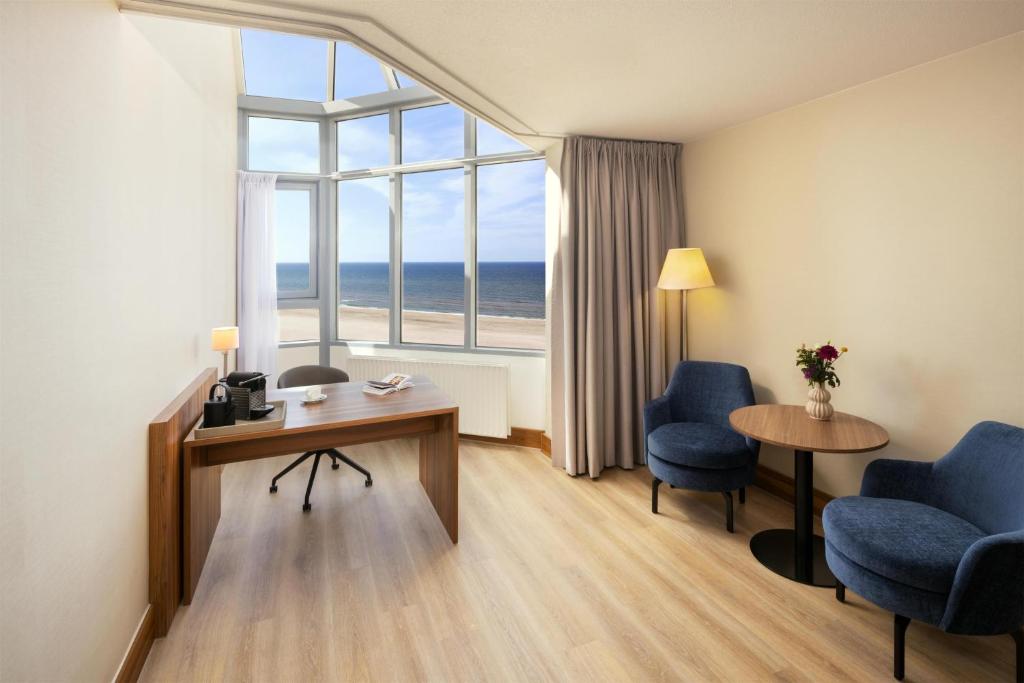 
Superior Twin Room with Sea View
