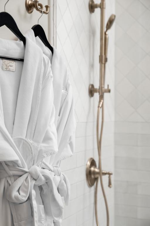 86 State Circle - Luxury Boutique Hotel - Suite Met Bubbelbad