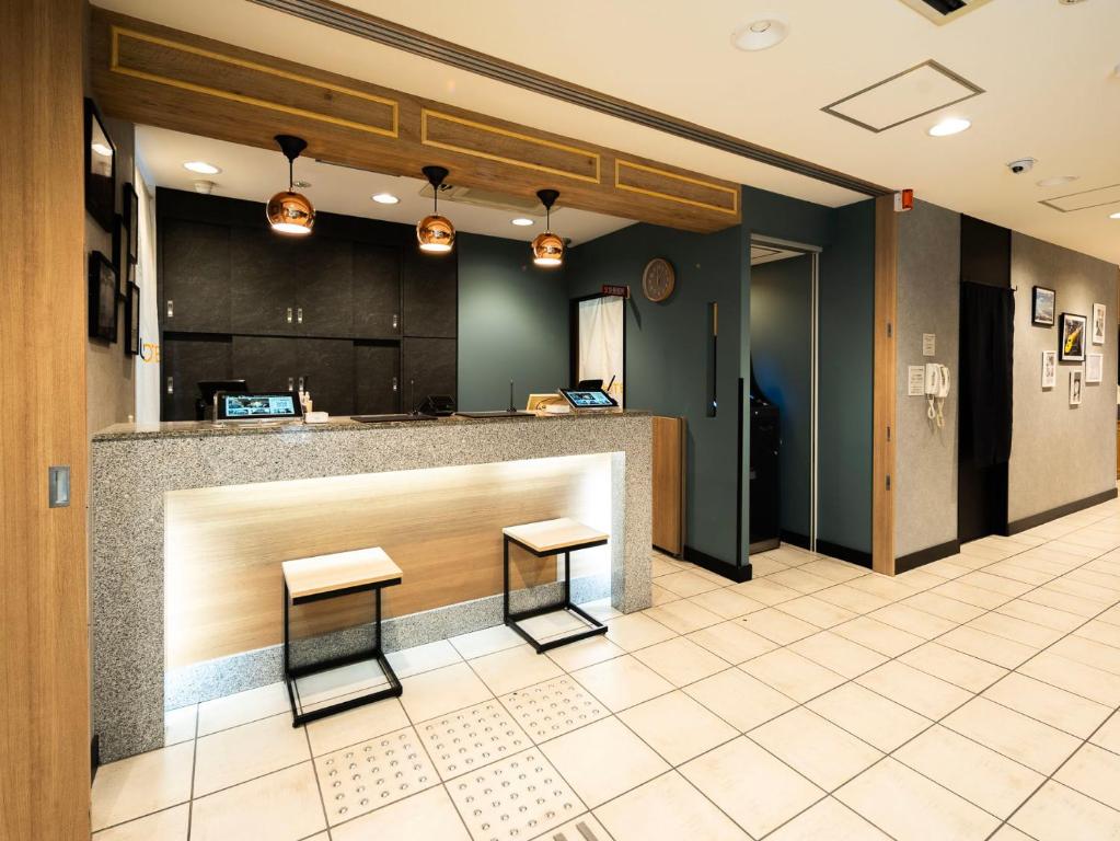 Kuchyň nebo kuchyňský kout v ubytování Super Hotel JR Shin-Osaka Higashiguchi