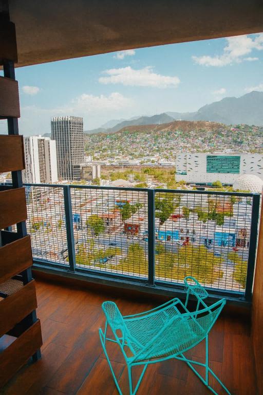 Luxury Loft Monterrey City Living at Landmark High Rise - Appartement 2 Chambres Avec Vue Sur Montagne