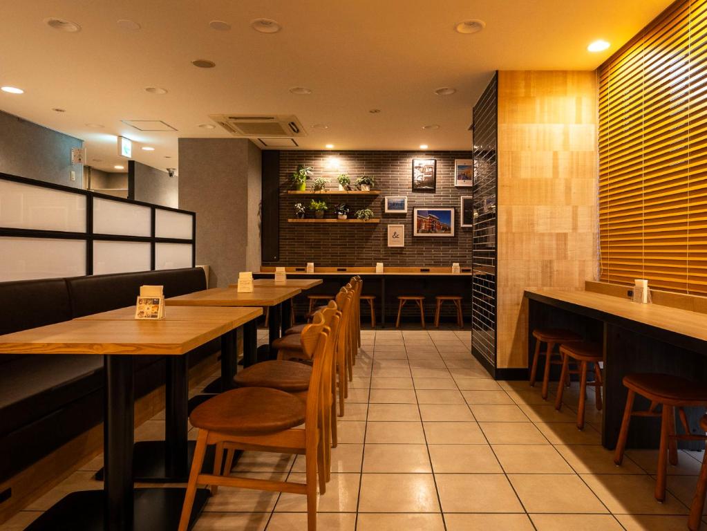 Restaurace v ubytování Super Hotel JR Shin-Osaka Higashiguchi