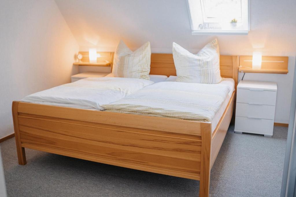 Llit o llits en una habitació de Ferienwohnung Landliebe