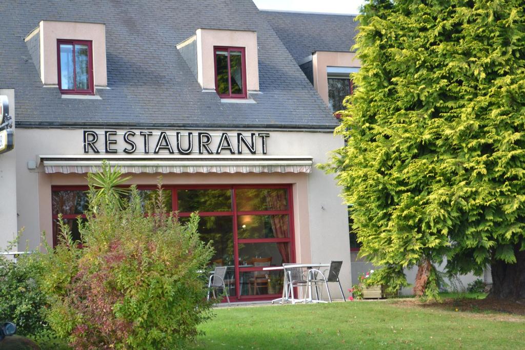 Fotografie z fotogalerie ubytování Logis Hôtel Lucotel v destinaci Lanvollon