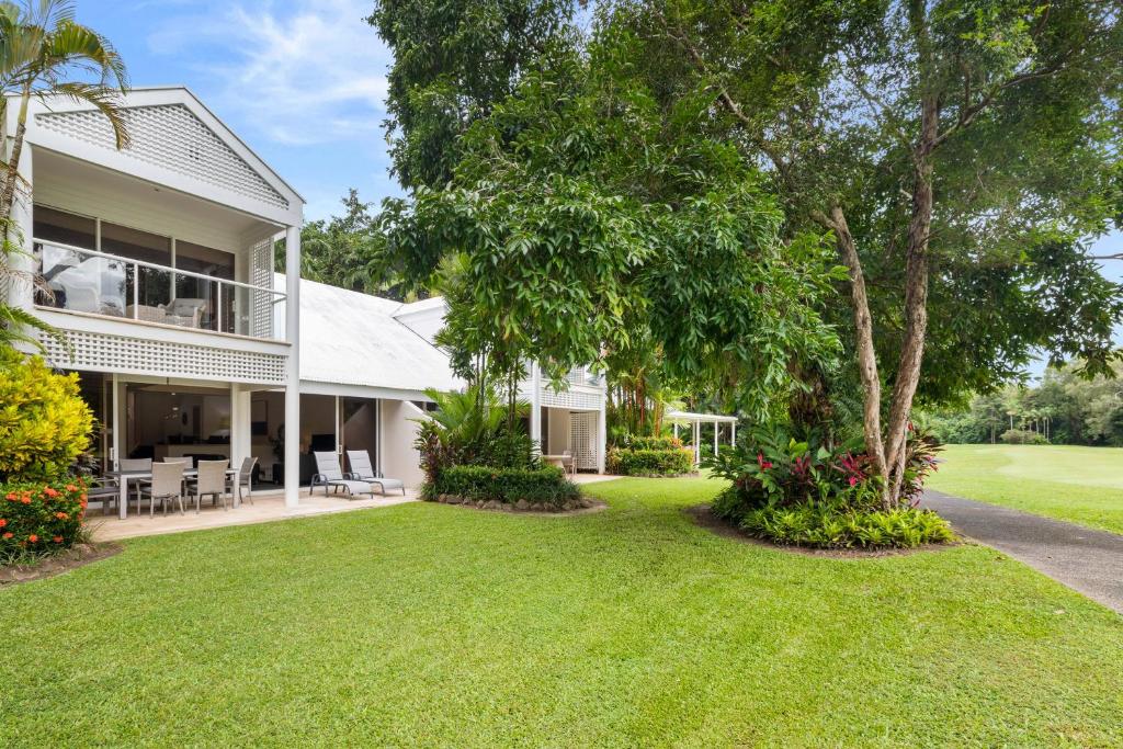 Κήπος έξω από το Mirage Resort Villa 420 with access to Sheraton Facilities