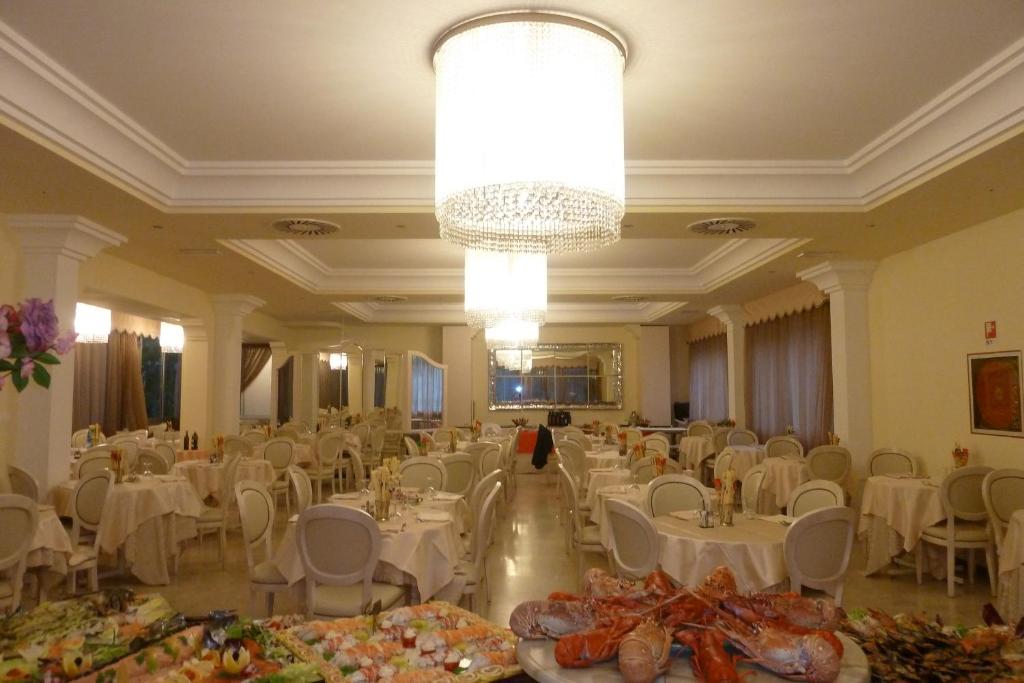 Restaurace v ubytování Hotel Astra
