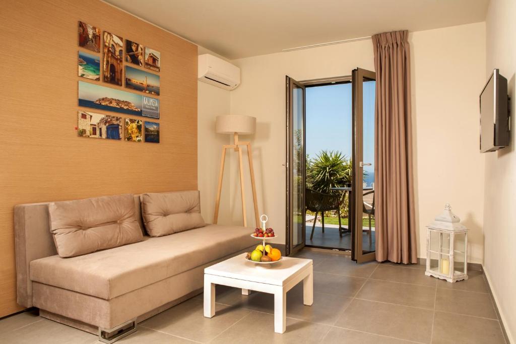 Sundance Apartments & Suites - Superior One-Bedroom Apartment With Bay View