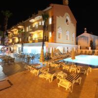 Bazén v ubytování Fidan Apart Hotel nebo v jeho okolí