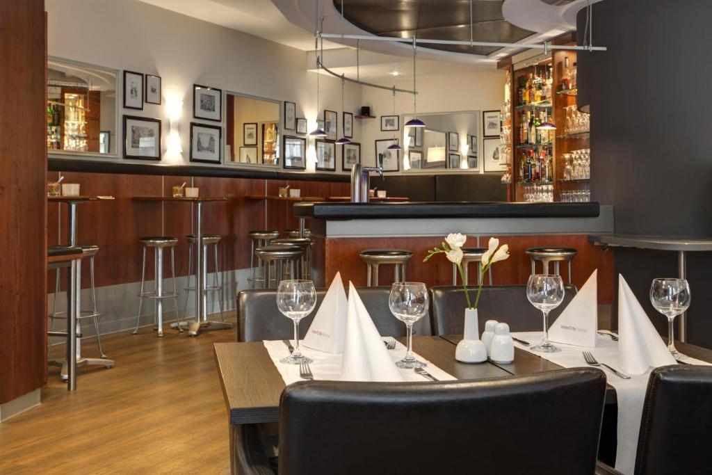 IntercityHotel Berlin Ostbahnhof - Resim 17