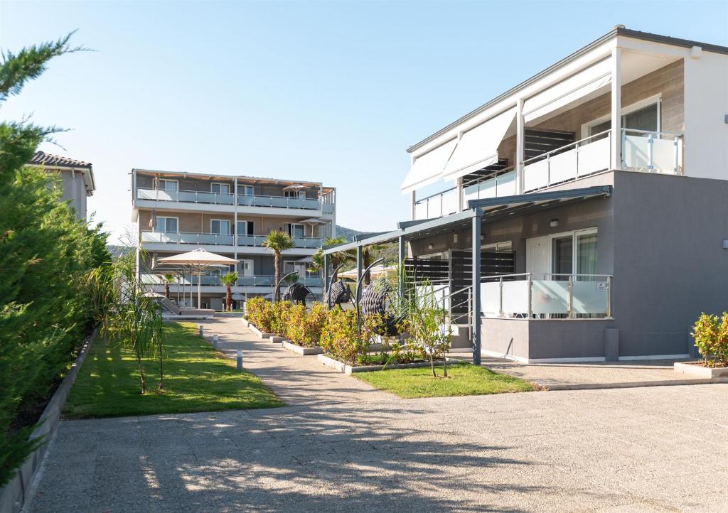 Astra Sarti Luxury Suites - 1