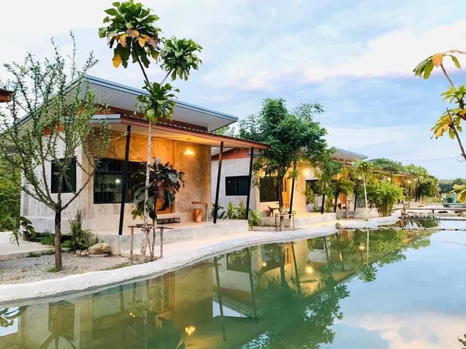 Ban Nokhook New - Double Room With Pool View