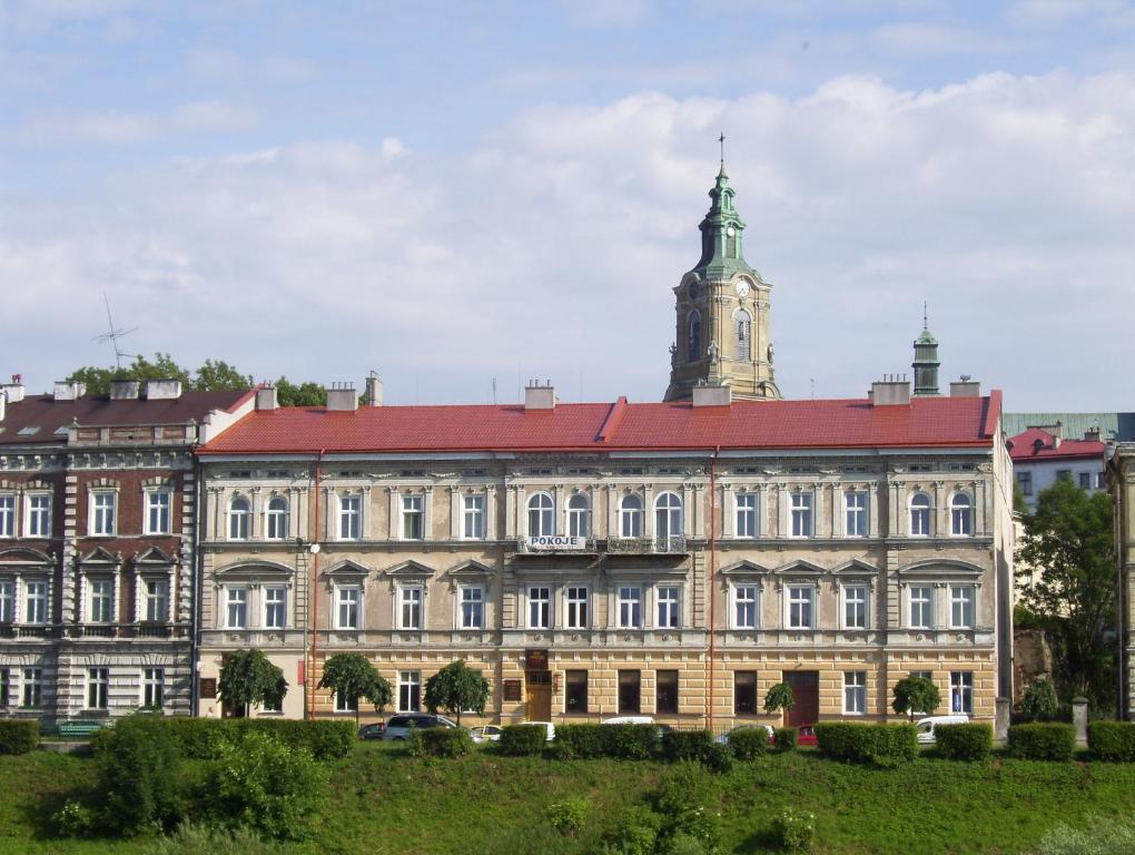 Pokoje Gościnne - Housity