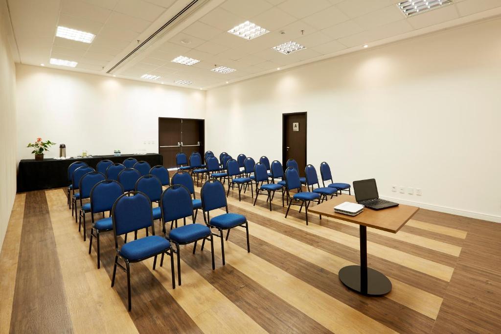 Konferenční prostory v ubytování Tulip Inn Itaguai