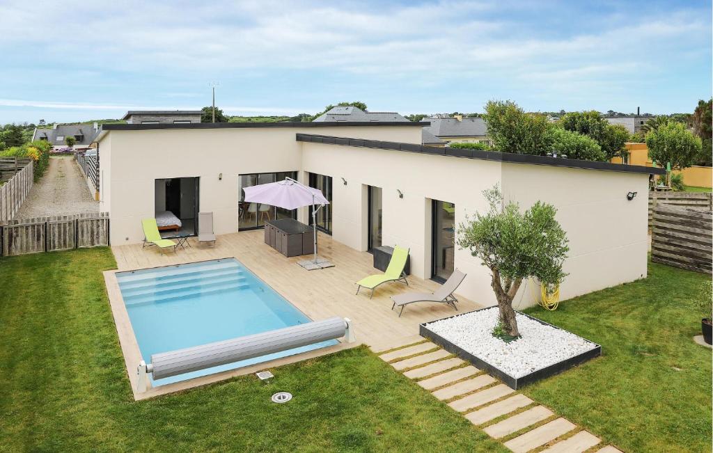 Πισίνα στο ή κοντά στο Nice Home In Saint-Pabu