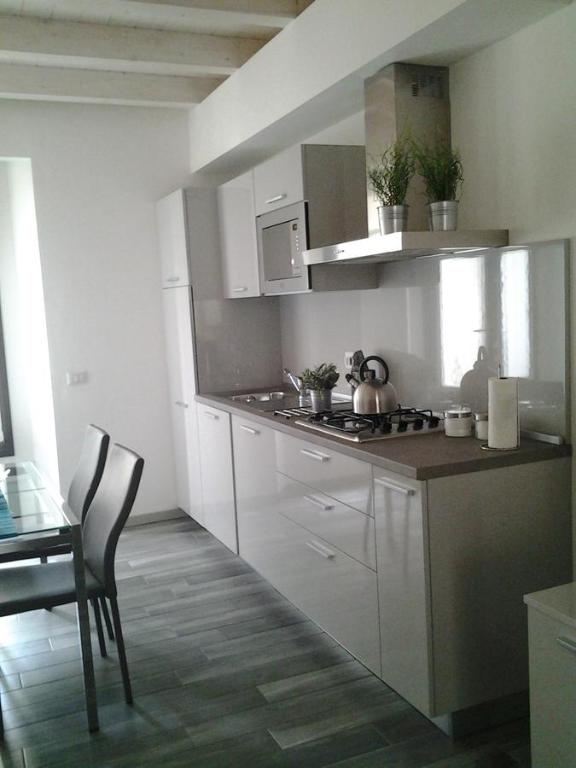 Como Via Carcano 13 - 14