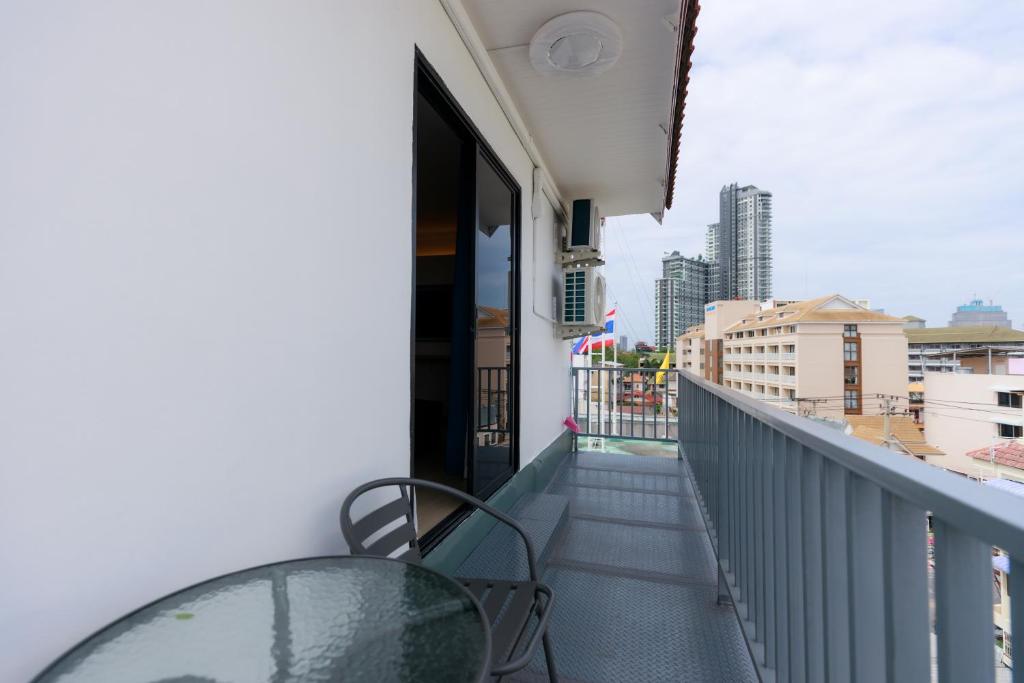 Banana Guesthouse South Pattaya - Resim 4