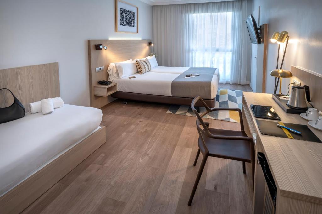 Hotel SERHS Rivoli Rambla - Resim 12