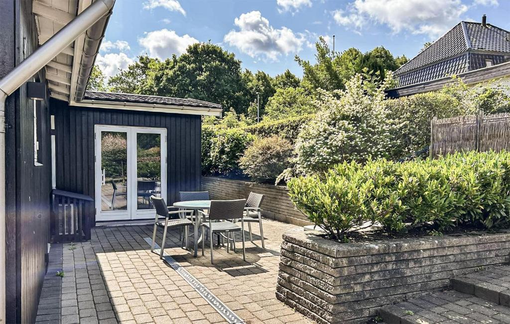 Vrt pred nastanitvijo Lovely Home In Haderslev With Wifi