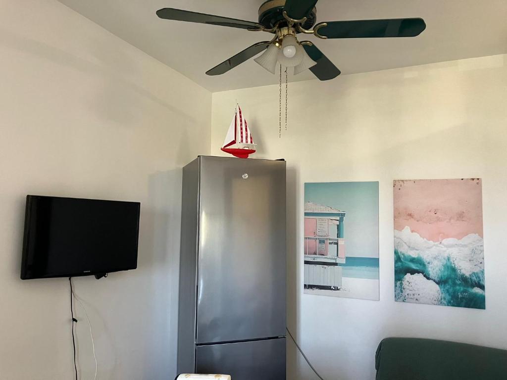 A television and/or entertainment centre at Villa Dune