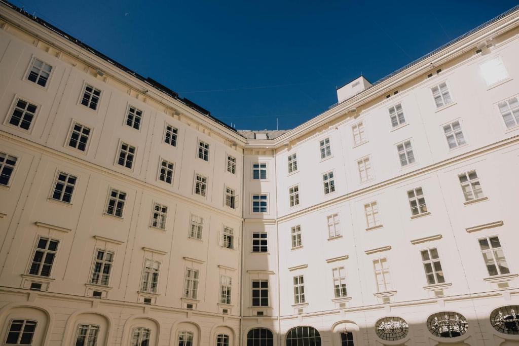 Wilde Vienna Fleischmarkt - Resim 9