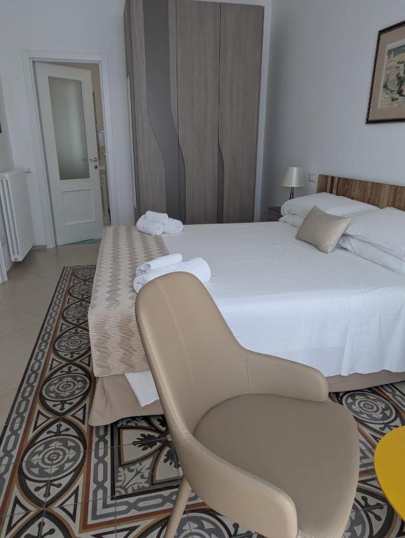 Postel nebo postele na pokoji v ubytování Al Corso Charming Rooms