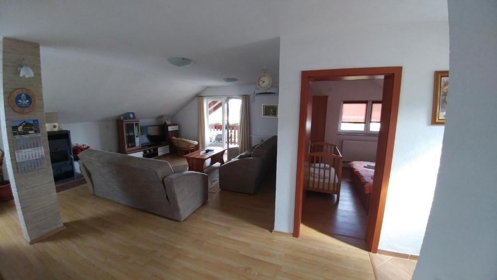 Posedenie v ubytovaní Guest House Mijić