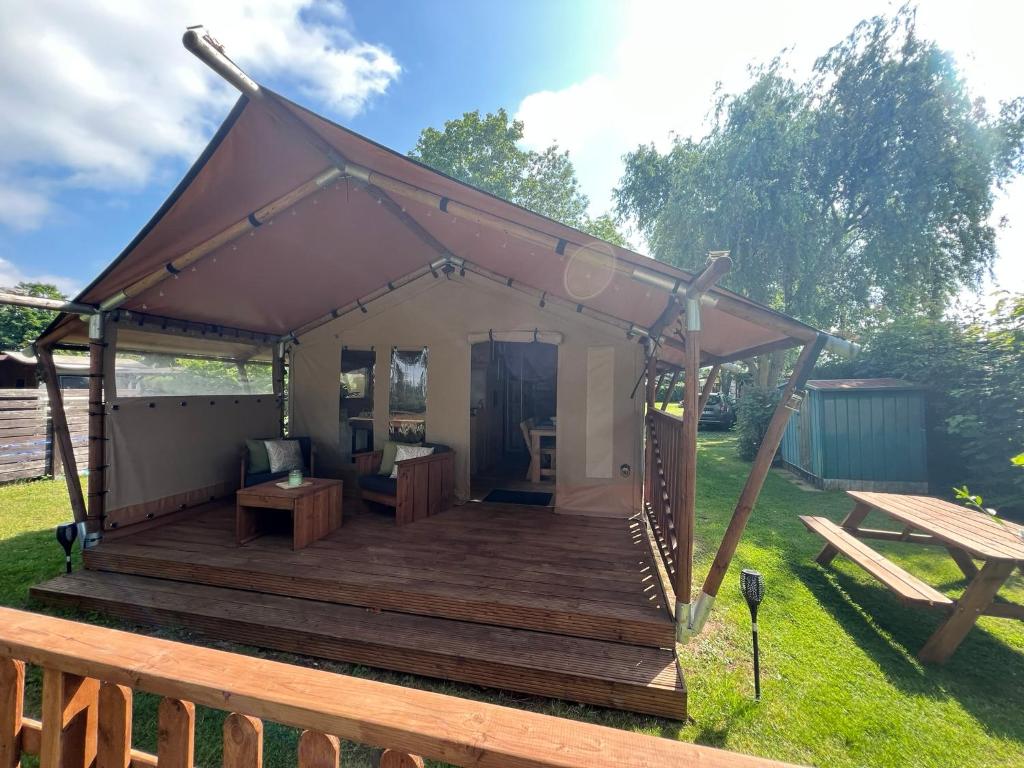 DörverdenにあるSafari-Zelt Am Landwehrseeのギャラリーの写真