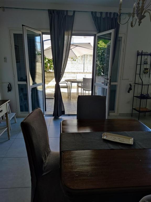 Χώρος καθιστικού στο Clara's HOME