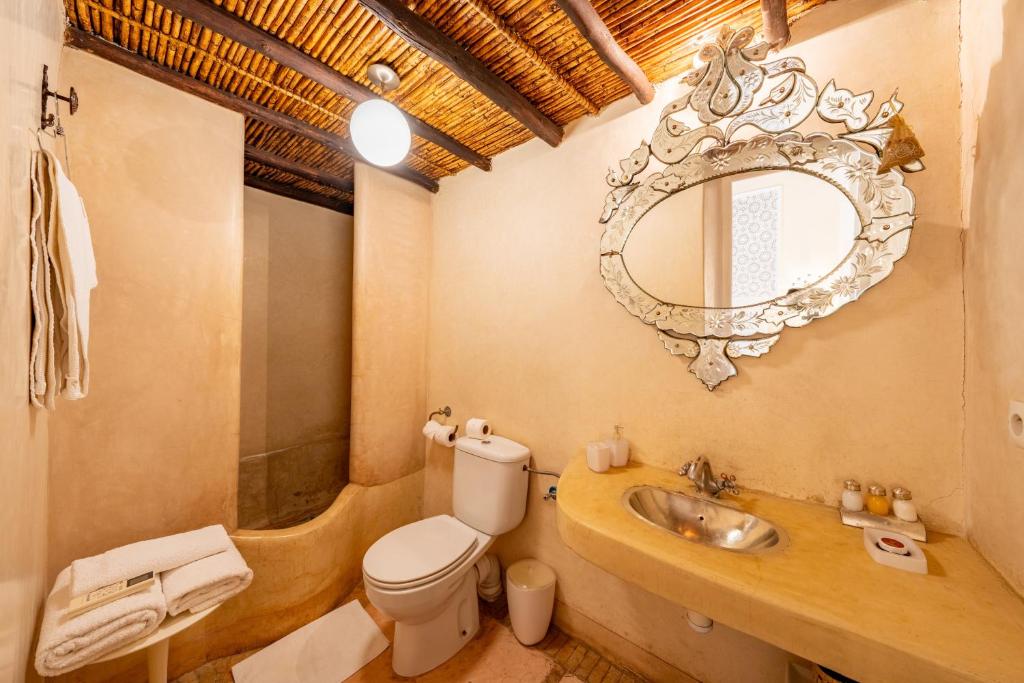 Koupelna v ubytování Maison Du Tresor