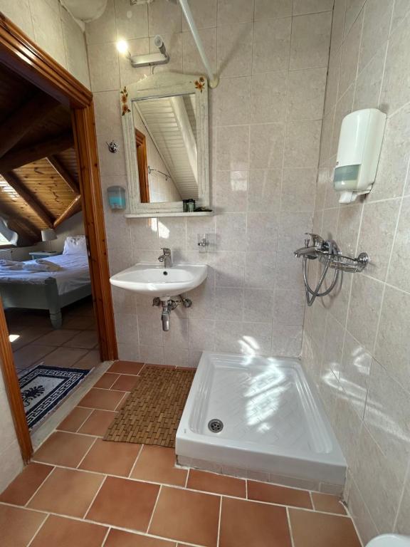 Guesthouse Doma est 1991 - 13