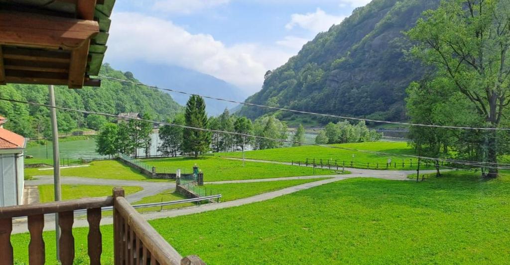 Imagen de la galería de Honorinne's Haus - Maison Gran Praz - Caratteristica casa con Giardinetto, en Issime