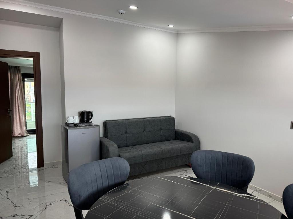 Posezení v ubytování Magnetiti Hotel