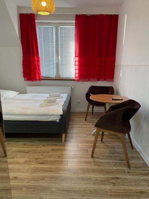 pokoje gościnne u znajomej - Habitación Doble Con Baño Privado