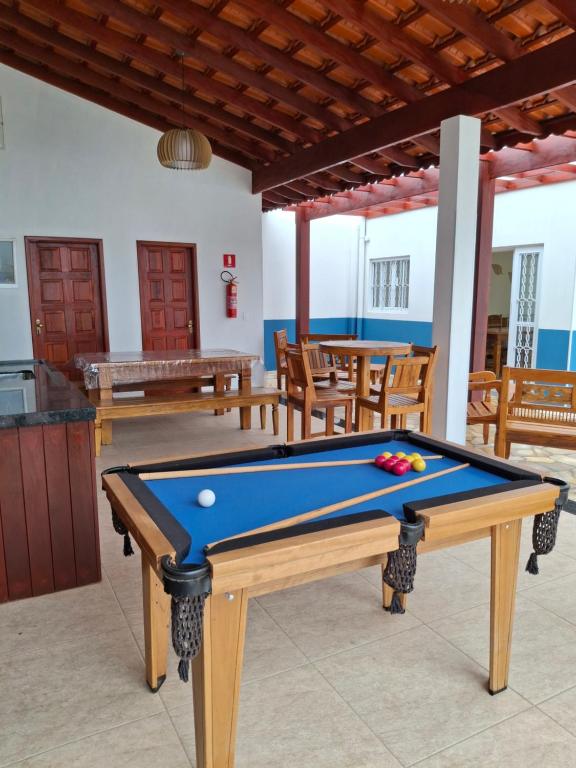 Biliár nebo kulečník v ubytování Pousada café em Flor