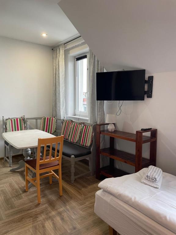 pokoje gościnne u znajomej - Habitación Cuádruple Con Baño Privado