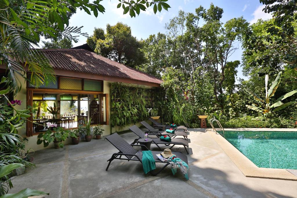Piscina di Ambong Rainforest Retreat o nelle vicinanze