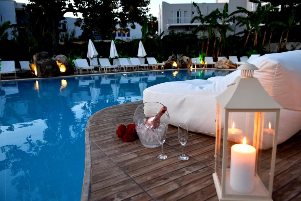 Bazén v ubytování Palm Beach Hotel - Adults only nebo v jeho okolí