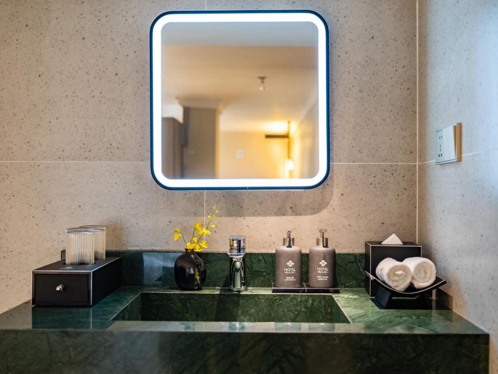 GRAND HOTEL du LAC Boutique Saigon - 6