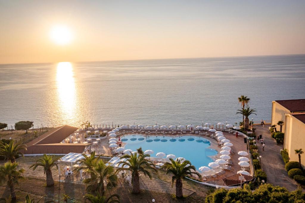 Basen w obiekcie Il Poggio Di Tropea lub w pobliżu