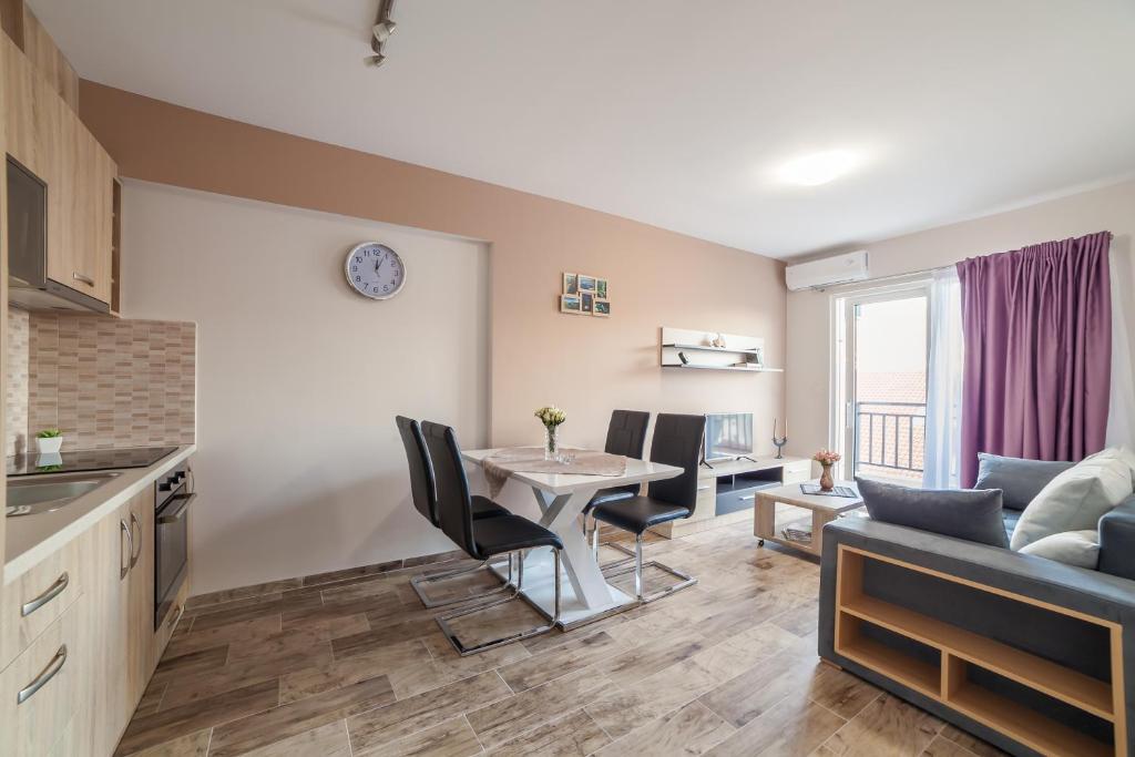 Milara Apartments - 17