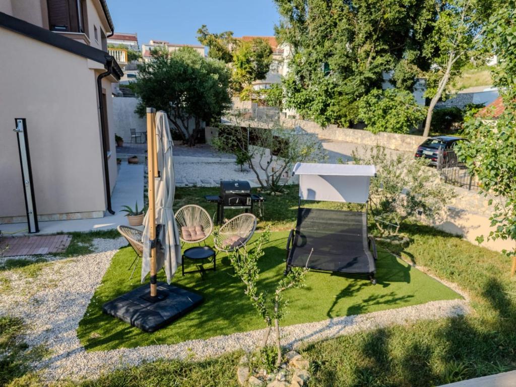 Zahrada ubytování Apartman Cvita Rtina