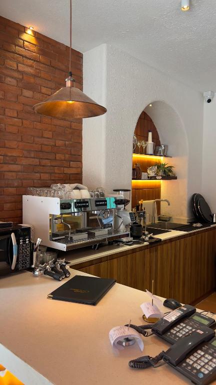 Cucina o angolo cottura di Hotel Kailash Kutee