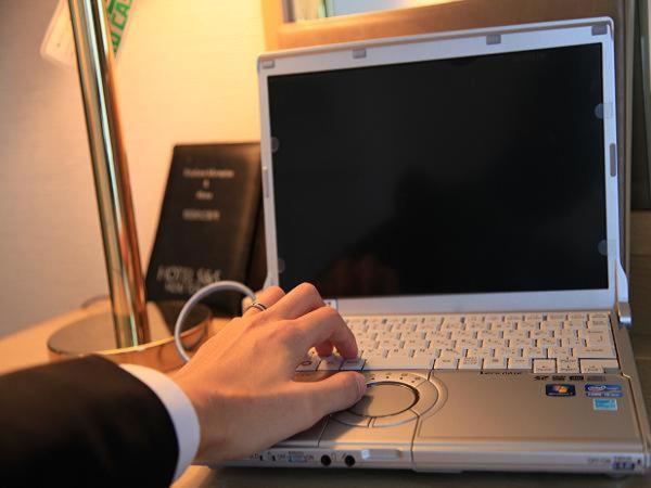TV a/nebo společenská místnost v ubytování AkishimaStationHotel TOKYO