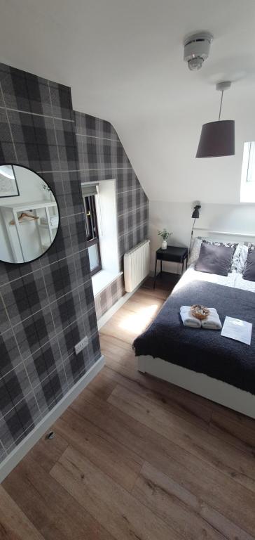 Postel nebo postele na pokoji v ubytování Pasta Factory Guest Rooms