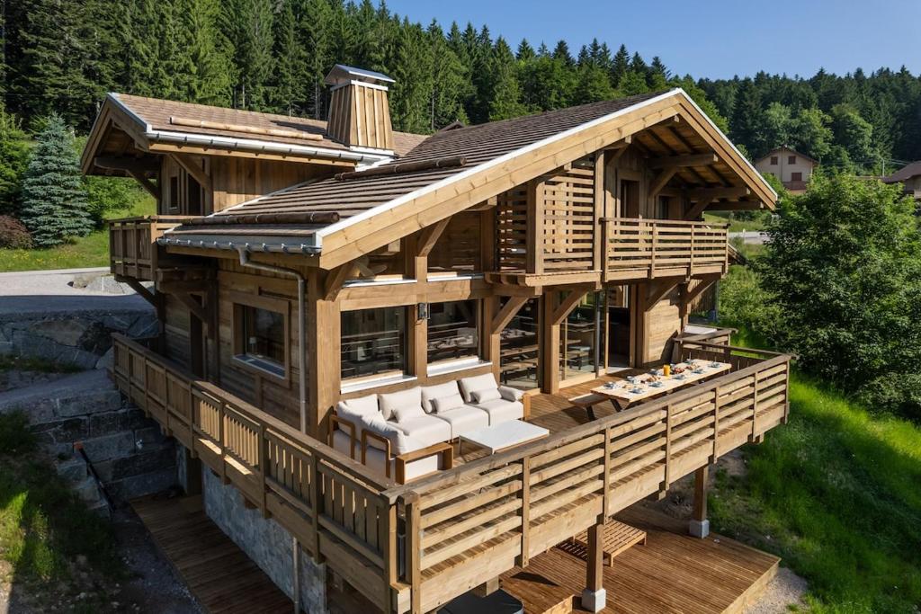 Gambar di galeri bagi Forest Lodge, a luxury chalet with sauna and jacuzzi di Xonrupt-Longemer