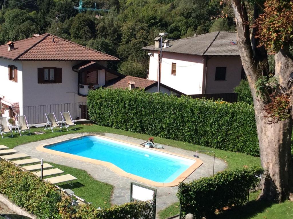 Bazén v ubytování Hotel La Torre nebo v jeho okolí