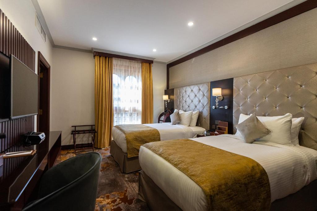 Dar Al Taqwa Hotel - Royal Double Room City View | Executive Floor