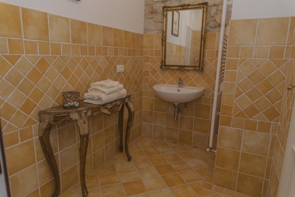Koupelna v ubytování Borgo di Vezzano